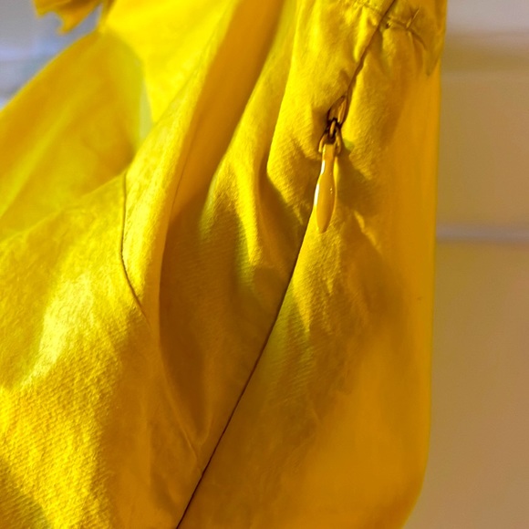 Merona ruffle collar sleeveless tank side zip golden yellow - Picture 4 of 6